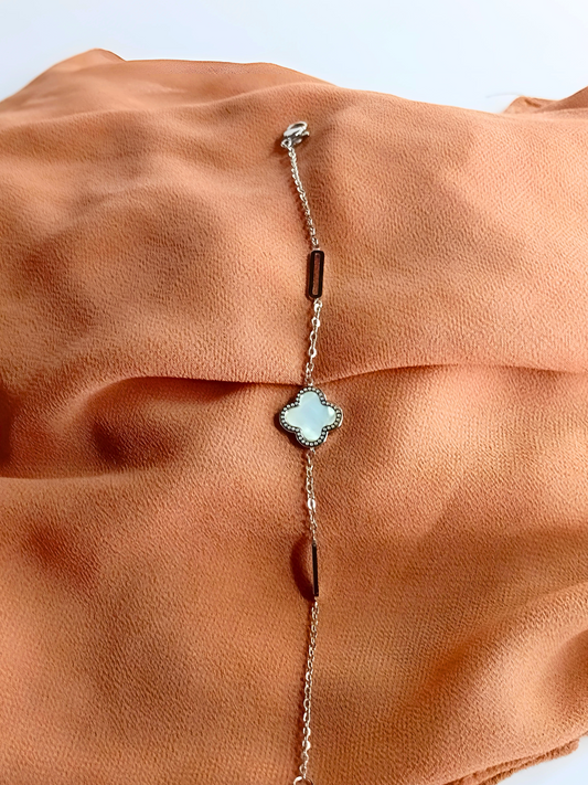 Minimal Silver Clover Bracelet