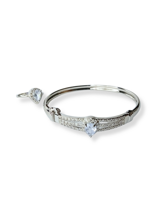 Elegant Silver Bracelet & Ring Set